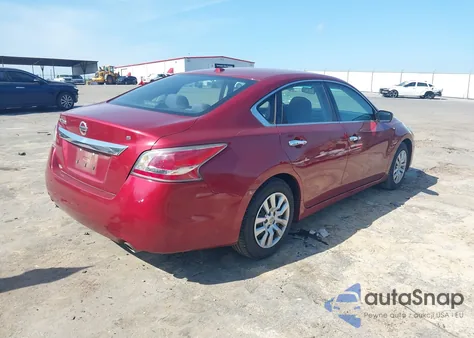 2015 Nissan Altima 2.5/2.5 S/2.5 Sl/2.5 Sv z USA, uszkodzony, nr VIN 1N4AL3AP2FC282566